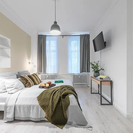 Apartamento The Lohmeyerstr I, Lovely 1 Bedroom Group & Family Friendly, 2 - 4 Guests