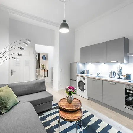 The Lohmeyerstr I, Lovely 1 Bedroom Group & Family Friendly, 2 - 4 Guests